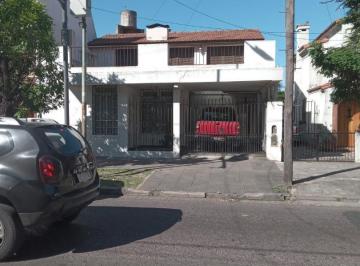 Casa · 202m² · 5 Ambientes · 1 Cochera · Casa en Venta en Haedo