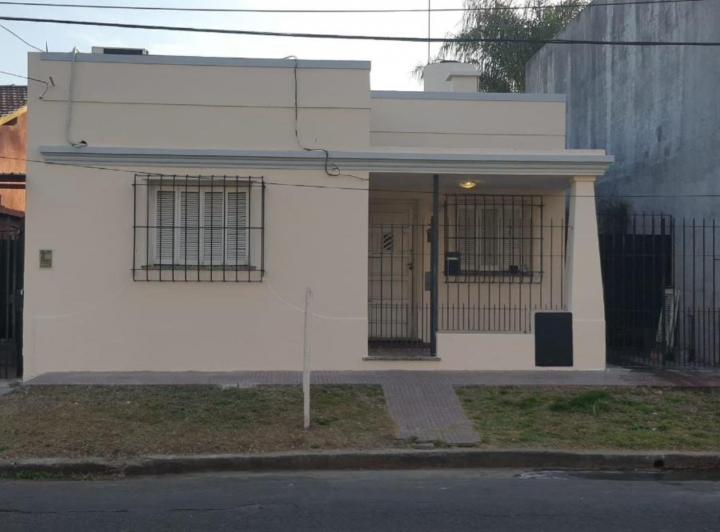 Casa · 80m² · 2 Dormitorios