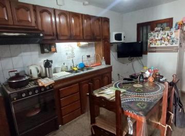 Casa · 183m² · 8 Ambientes · 2 Cocheras · Casa en Venta San Ignacio Zona Cpc Colón 3 Dorm. Mas Departamento