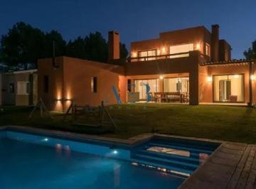Foto1 · Venta y Alquiler de Casa en Costa Esmeralda Barrio Residencial I