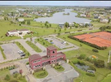 Terreno , San Vicente · Terreno con Fondo a Laguna en Country Santa Rita