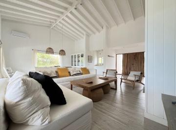 Casa · 5 Ambientes · Casa en Venta - Barrio Residencial I Lote 443 de Costa Esmeralda - Fondo a Boulevard