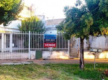 Casa de 3 ambientes, La Matanza · Venta - Casa en Dos Plantas con Cochera y Patio