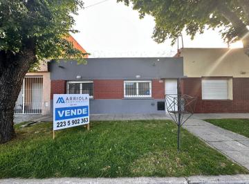 PH · 52m² · 3 Ambientes · PH 3 Amb, Indep, Al Frente Zona Facultad Funes