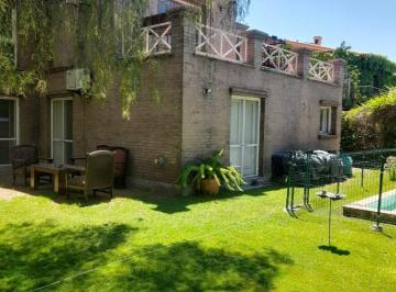 C21-105-989846_2 · Casa 8 Ambientes 4 Dorm.. | Estrada Al 2200