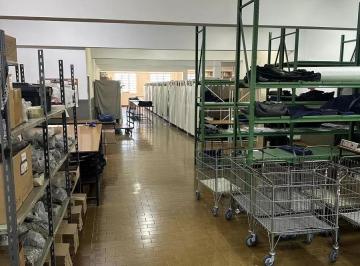Bodega-Galpón de 10 ambientes, Boedo · Depósito Industrial en Excelente Ubicación y Estado