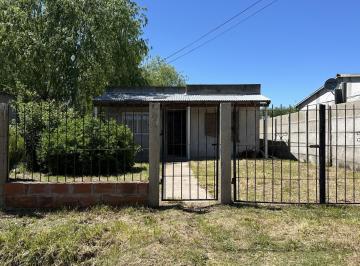 Casa de 4 ambientes, Ranchos · Casa de 72 m². Calle 82. Ranchos