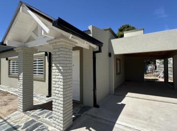 Casa de 4 ambientes, Ranchos · Casa a Estrenar de 132 m², Ranchos, General Paz, Buenos Aires