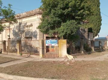 Foto · Docce y Saavedra - Casa en Venta en Emilia