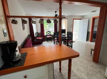 Quinta vacacional de 3 ambientes, Quequén · Alquiler de Verano! a 250 m del Mar! Apart Para 4 Personas $130.000 - Apart Para 6 Personas $150.000