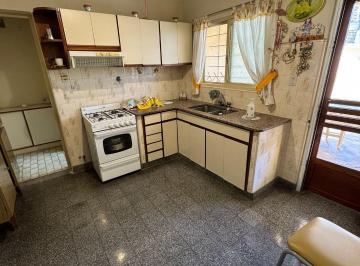 Casa · 57m² · 3 Ambientes · 1 Cochera · Casa en Pablo Podesta