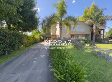 Casa · 200m² · 5 Ambientes · 1 Cochera · Casa Venta 4 Dorm. Barrio El Recodo Lote de 924 m² Pilar