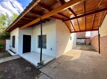Casa · 75m² · 3 Ambientes · 2 Cocheras · Casa en Venta en Escobar ID 5580