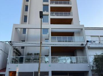 Departamento · 91m² · 3 Dormitorios · Venta! Piso de Categoría 3 Dorm, Cocina de Diseño, Balcón Amplio con Asador - Candioti Sur
