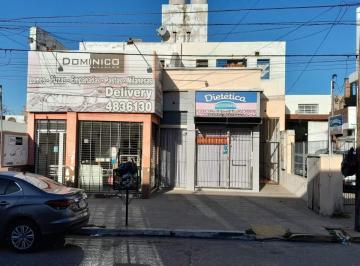 Edificio · 374m² · Venta - Oportunidad - 6 Departamentos 2 Locales