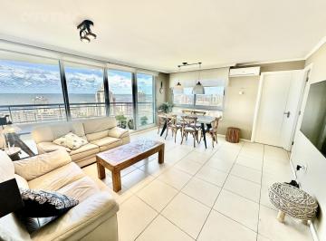 Departamento · 70m² · 2 Dormitorios · 1 Cochera · Alquiler Temporal, Departamento de 2 Dorm. en Brava Lobos