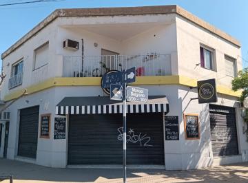 Casa de 3 ambientes, Neuquén · Propiedad con Salón Comercial, Deposito, Departamento y Construcción Al 25%