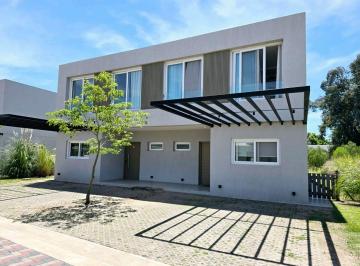 AMN-AMN-3262_2 · Departamento Th en Venta en Pilara - Pilar