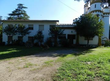 Terreno · 1298m² · 10 Ambientes · Casa con Terreno de 3 Hectáreas con Edificio de 1300 m en Córdoba, Camino a Saldán