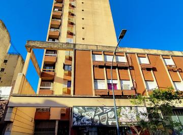 Departamento de 3 ambientes, Córdoba · Oportunidad! Amplio Dpto 2 Dorm. a 3 Cuadras Av Colón Al 900.