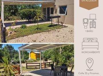 Casa de 1 ambiente, Mar Azul · Cabaña en Complejo Sobre Calle Principal