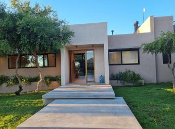 Casa · 170m² · 4 Ambientes · 2 Cocheras · Villa de Merlo, Cerro de Oro, Exquisita Casa 2 Años