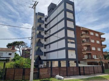 Departamento de 2 ambientes, Villa Gesell · Oportunidad 2 Ambientes a 1 Cuadra del Mar Zona Muelle