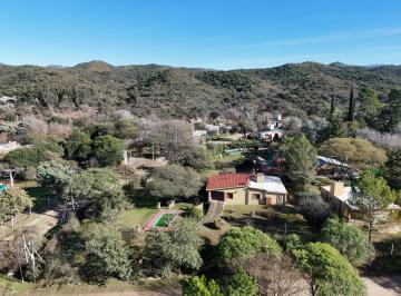 Casa · 210m² · 4 Ambientes · 2 Cocheras · Villa Los Aromos - Casa 3 Dorm. - Una Cuadra del Rio