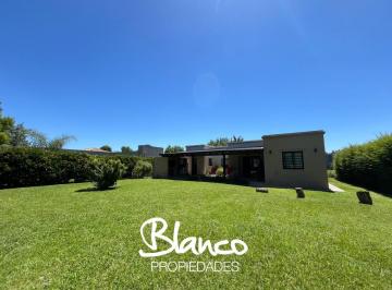 Casa · 110m² · 3 Ambientes · 3 Cocheras · Casa en Venta en Manzanares, Pilar, G. B. a. Zona Norte