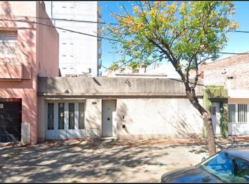 Casa · 145m² · 4 Ambientes · 1 Cochera · Mitre 3300 Casa 3 Dorm. con Garaje y Patios