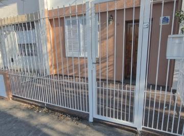 Casa de 5 ambientes, La Plata · Duplex en Venta! Excelente Oportunidad