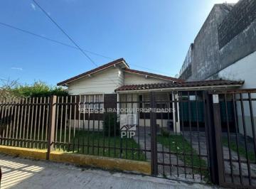 Casa · 110m² · 3 Ambientes · 2 Cocheras · Casa en Venta en Haedo