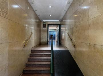 Departamento · 60m² · 3 Ambientes · Departamento/ 2 Hab/baño/ascensor