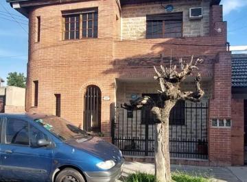PH · 100m² · 3 Ambientes · P. H. 3 Amb Pb C/parque y Pileta