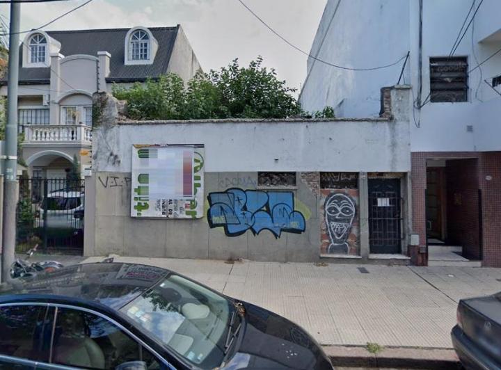 Terreno · 385m²