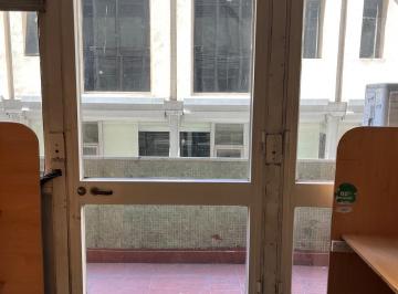 Oficina comercial de 5 ambientes, Monserrat · Venta - Excelente Piso de Oficinas en La Esquina de Florida y Rivadavia