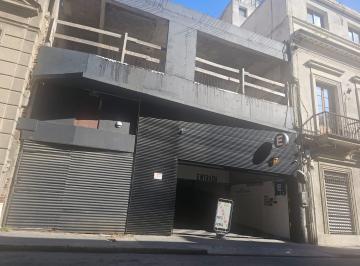 Edificio · 455m² · 28 Cocheras · Edificio Comercial con Cocheras en Montevideo Uruguay.
