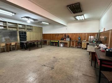 Casa · 213m² · 6 Ambientes · Casa - Deposito en Venta en Balvanera