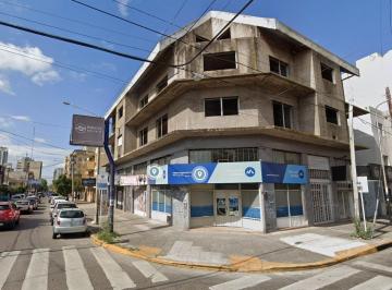 Local comercial · 908m² · 21 Ambientes · 2 Cocheras · 6 Locales Comerciales y 6 Dptos en Construcción 908 m² Edificados - S. Justo (Ctro)