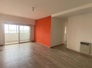 Departamento · 72m² · 4 Ambientes · Departamento de 4 Ambientes Externo con Balcon.