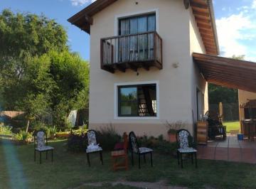 Casa de 6 ambientes, Villa del Dique · En Venta Dos Viviendas en Villa del Dique - Viv0320