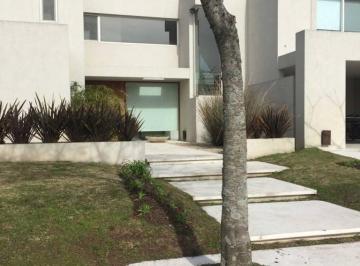 Casa · 400m² · 5 Ambientes · 2 Cocheras · Casa en Venta Ubicado en El Golf, Nordelta