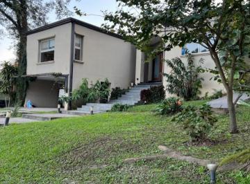 Casa · 295m² · 3 Dormitorios · Casa en Venta Country La Arboleda