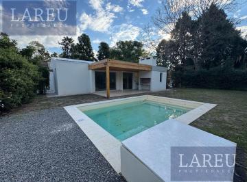 Casa · 160m² · 4 Ambientes · Casa en Venta - Mapuche Country Club, Pilar