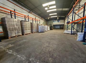 Depósito · 350m² · 1 Ambiente · Depósito en S. Fer. - Vias/panam