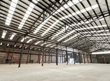 Bodega-Galpón · 4000m² · Galpón - Depósito de 4000 m². en Parque Patricios - Alquiler