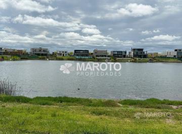 Terreno · 964m² · Lote en Venta Al Agua en Barrio Puertos - Costas - Maroto Propiedades