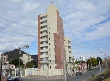 Departamento · 56m² · 2 Ambientes · 1 Cochera · Excelente Depto Vta 1 Dorm Balcon/gge Dean Funes 1398
