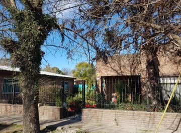 Casa · 169m² · 4 Ambientes · 2 Cocheras · Casa Chalet en Venta en Ing. Maschwitz, Escobar, G. B. a. Zona Norte