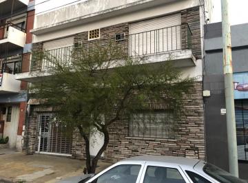 Casa , Coghlan · Casa Sobre Lote Propio